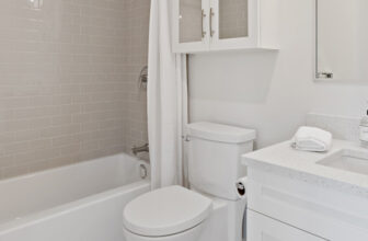 Détartrant naturel wc : les meilleures recettes maison pour un nettoyage écologique